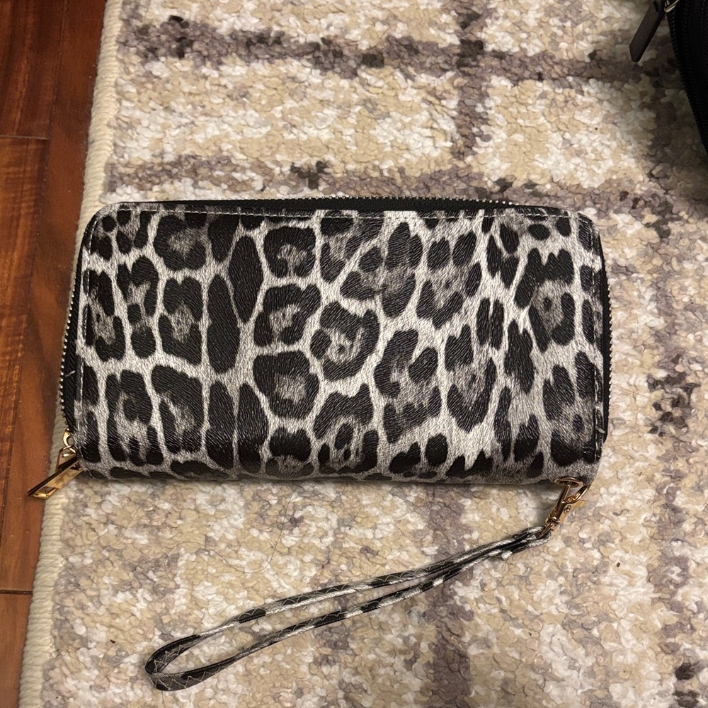 Leopard Print Women's Clutch